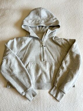 Lululemon Scuba. Heather Grey